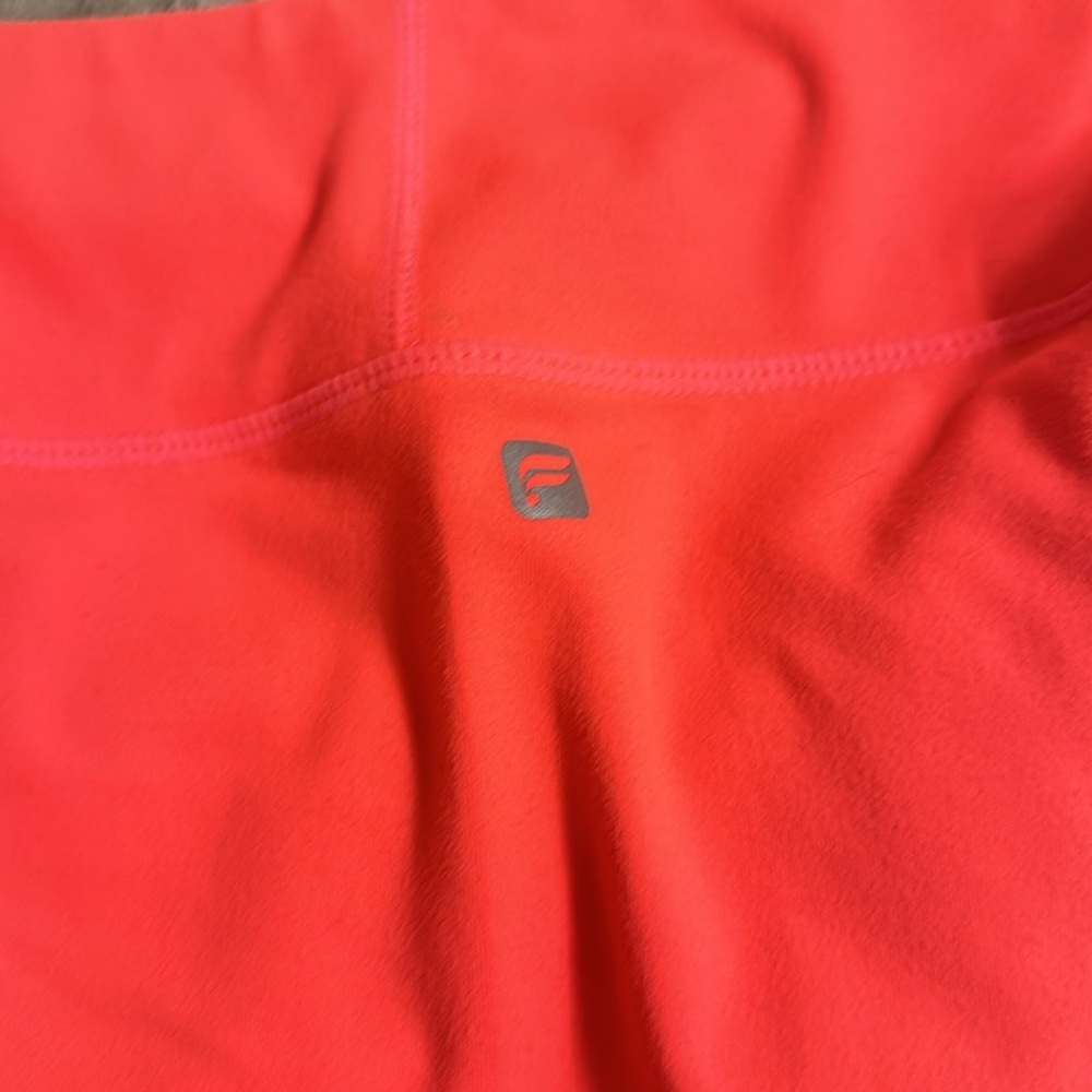 Fabletics crops - Picture 2 of 2
